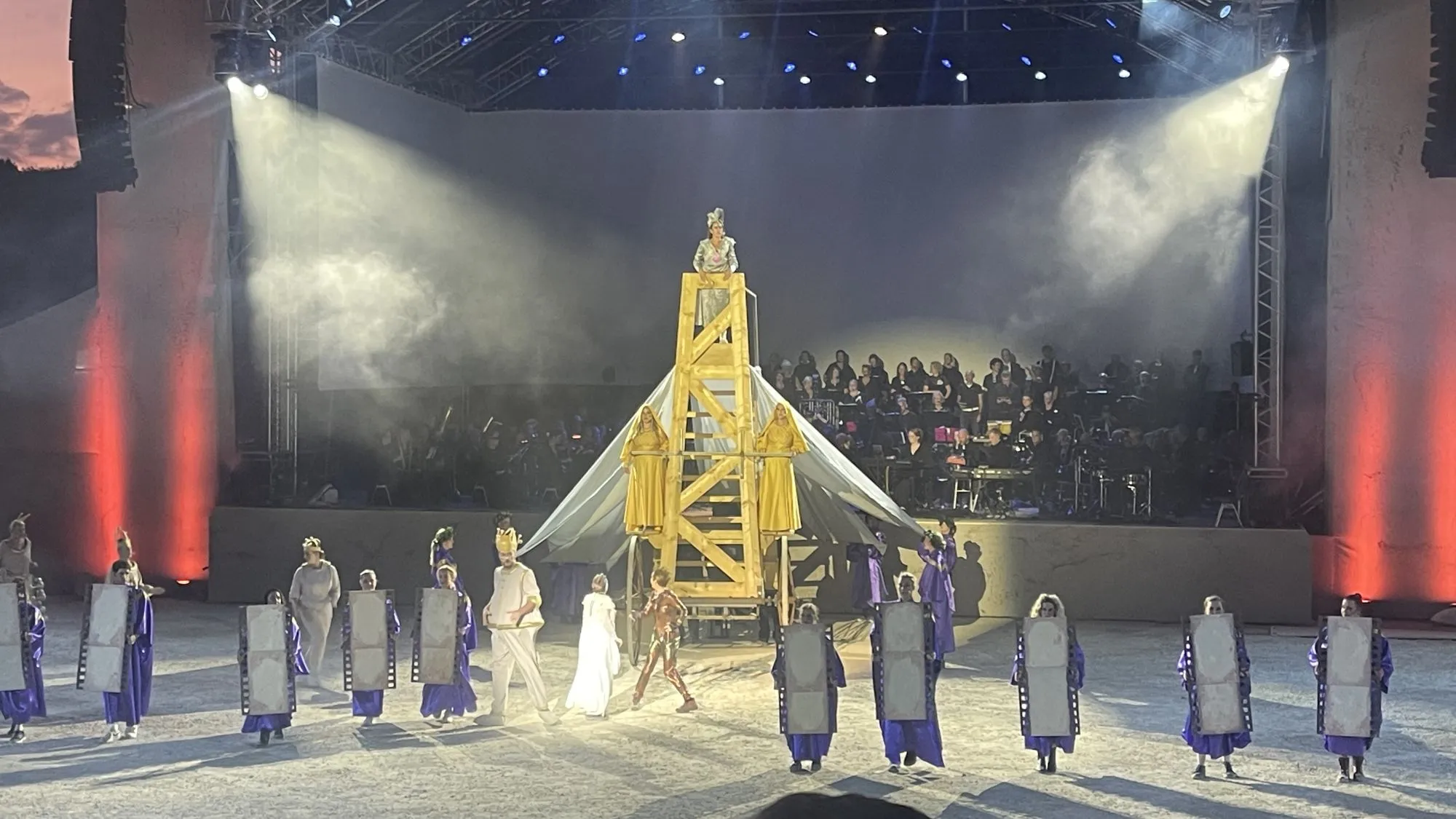 Steengroevetheater 2025: Een hoop gedoe om niks