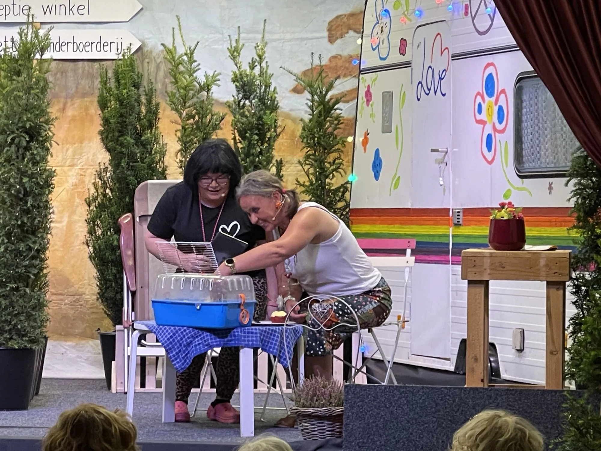 WDZ: Rokjesdag in Halle-Nijman