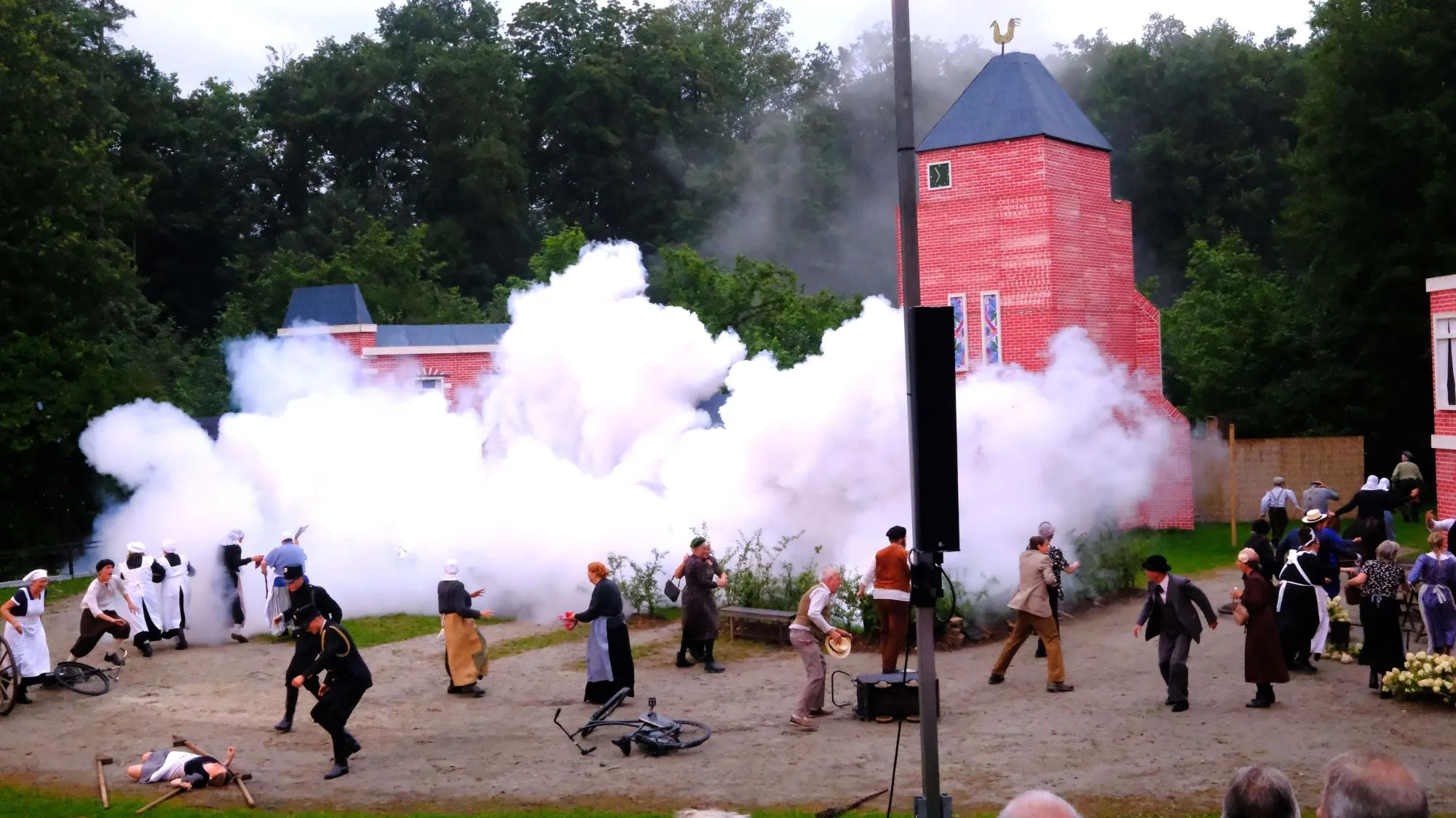 Stormachtig theater in Borculo