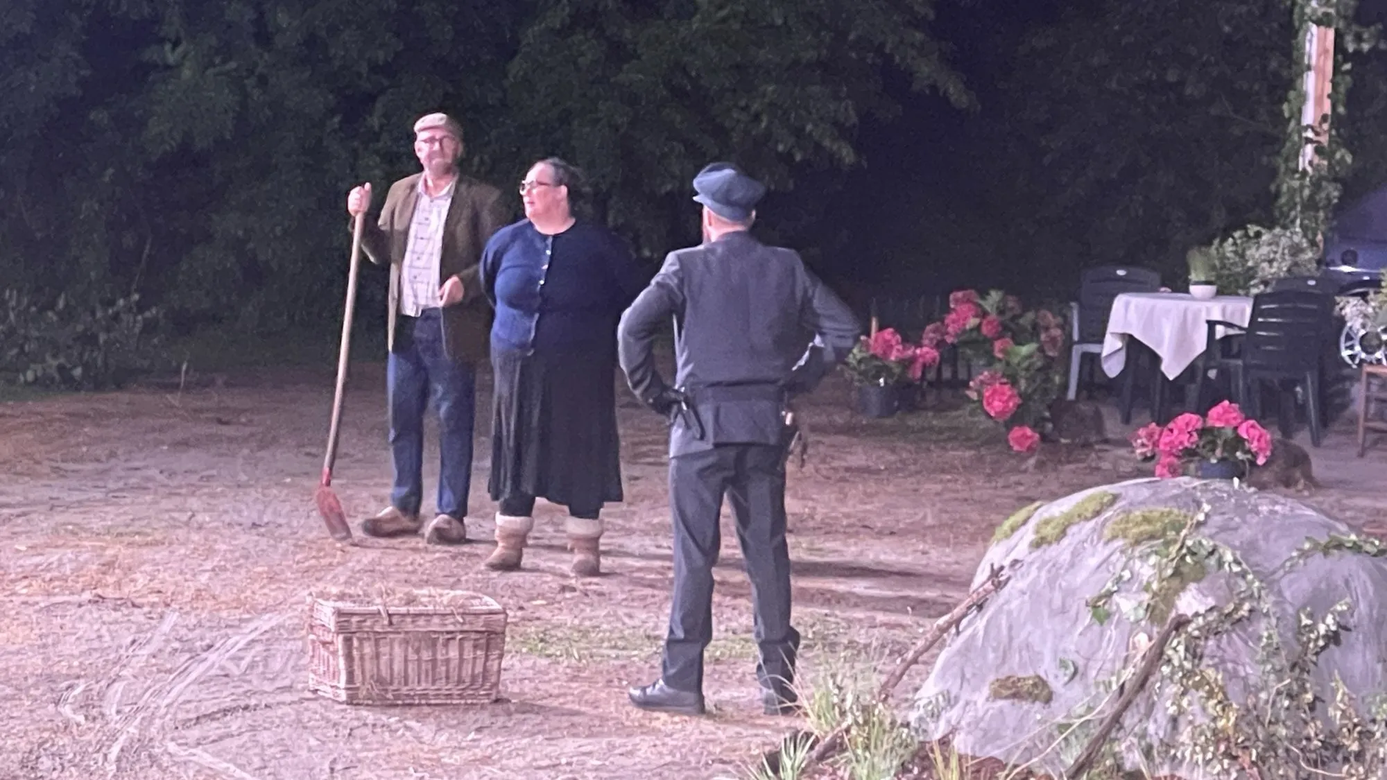 Donderbuien, Decor en de Dramaturgie