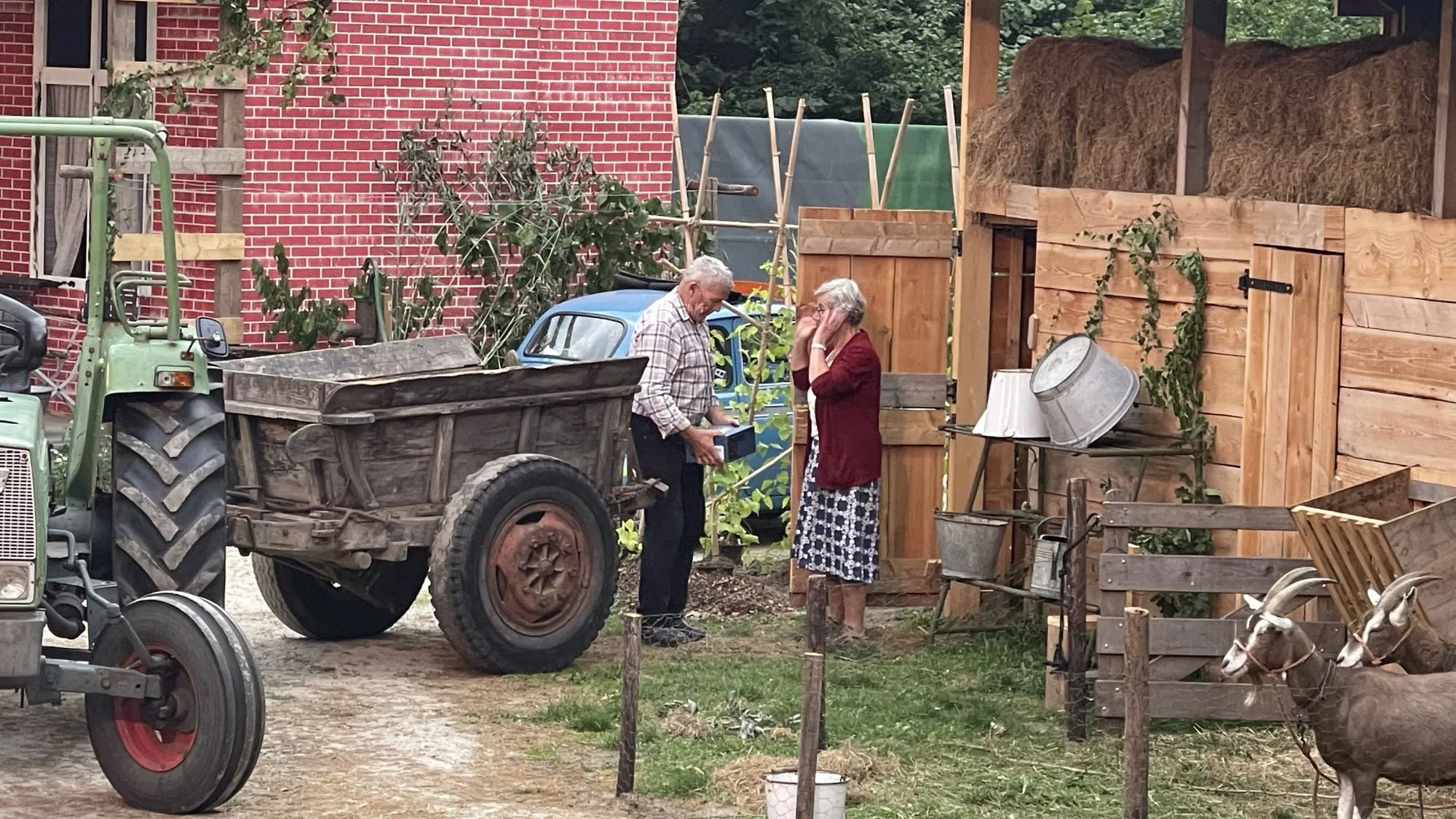 Donderbuien, Decor en de Dramaturgie
