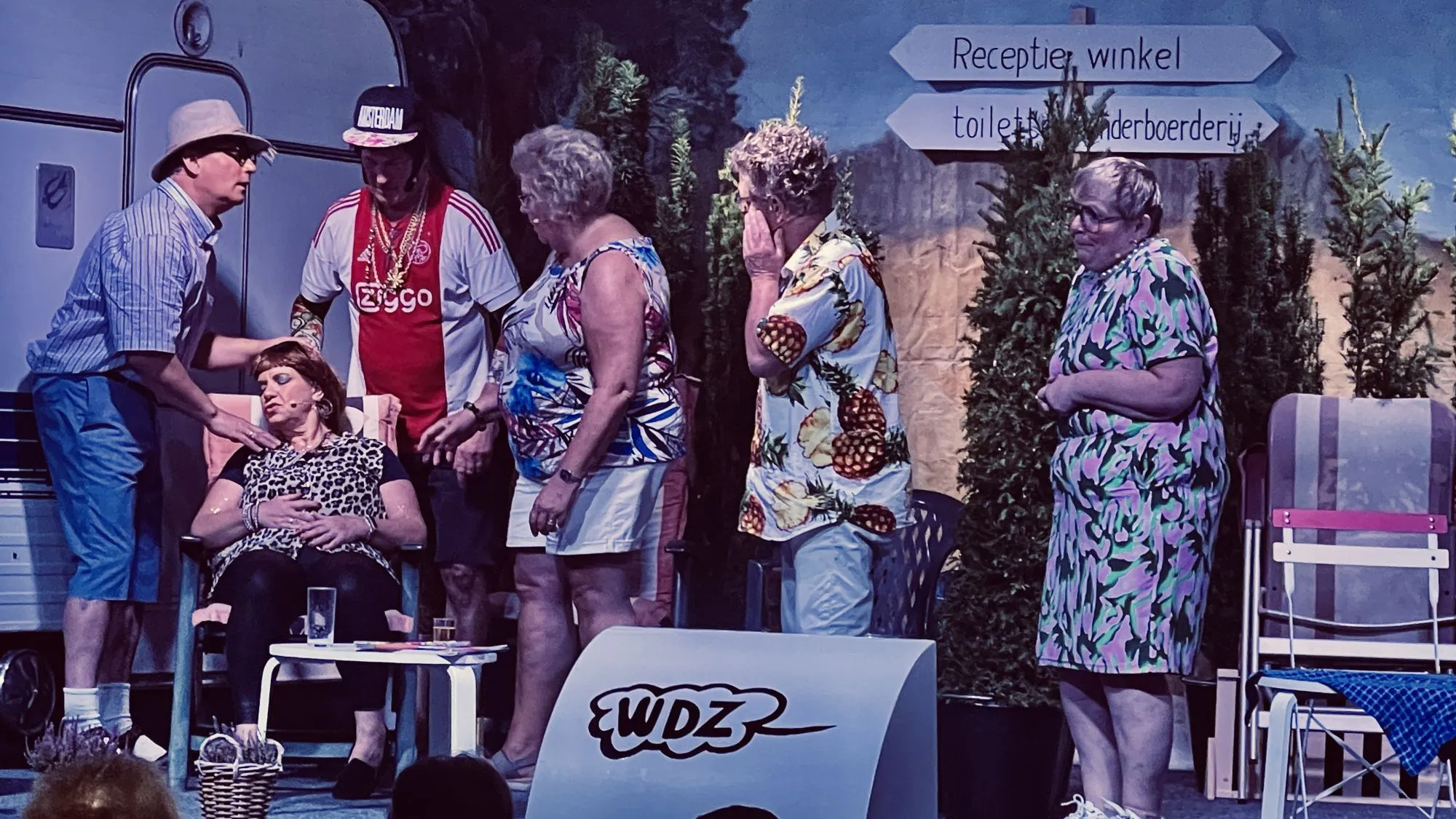 WDZ: Rokjesdag in Halle-Nijman