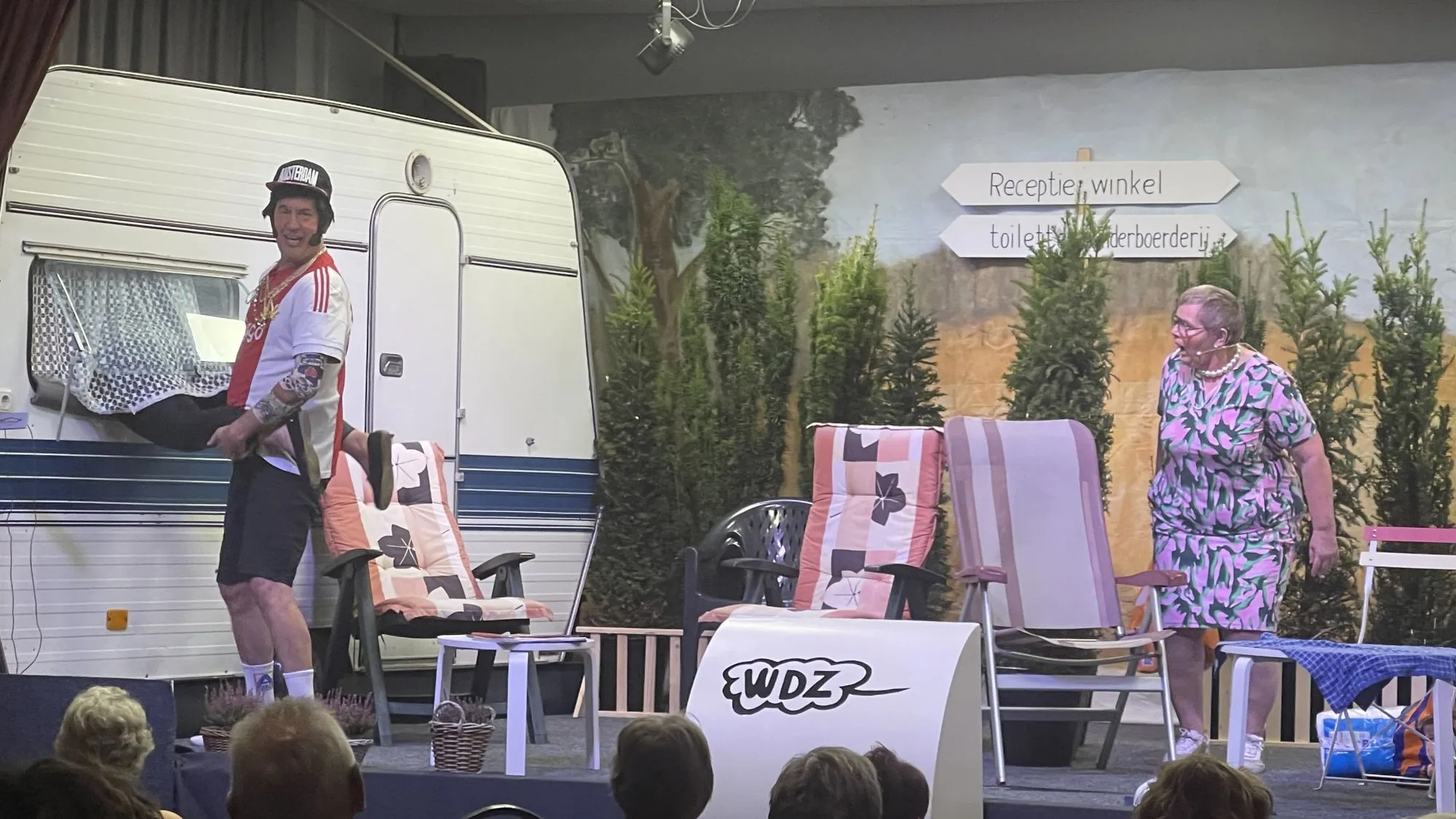 WDZ: Rokjesdag in Halle-Nijman